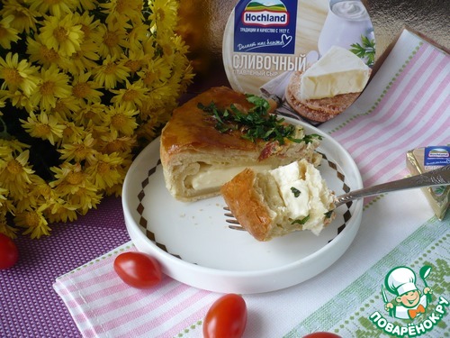Слоеный пирог с плавленым сыром Слоеный пирог с плавленым сыром