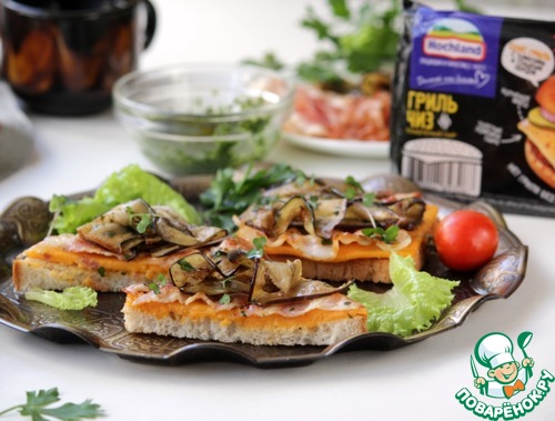 Брускетты с баклажанами и сыром