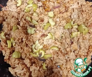 Бургер с индейкой и оливками Бургер с индейкой и оливками