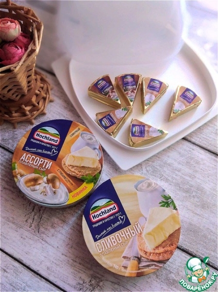 Бутерброд с плавленным сыром и шпротами