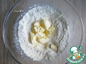 Пирог с фруктами в рисовой заливке