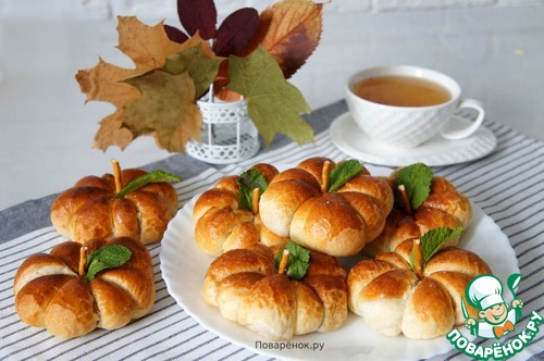 Мини-пиццы "Тыквы" Мини-пиццы "Тыквы"