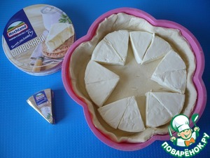 Слоеный пирог с плавленым сыром Слоеный пирог с плавленым сыром