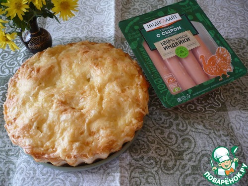 Пирог отрывной с сосисками и сыром