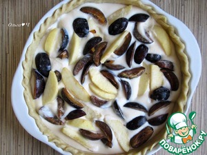 Пирог с фруктами в рисовой заливке