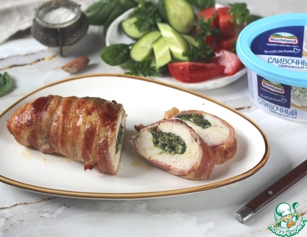 Фаршированная куриная грудка в беконе Фаршированная куриная грудка в беконе