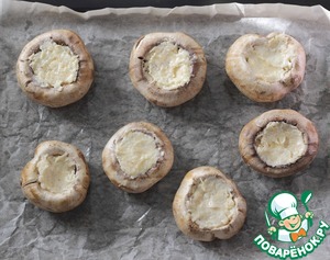 Фаршированные шампиньоны