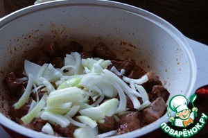 Говядина с овощами и чечевично-злаковой полентой