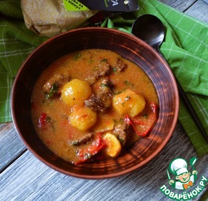 Говядина с овощами и чечевично-злаковой полентой