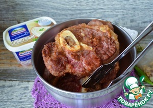 Говяжья голяшка в сливочно-овощном соусе Говяжья голяшка в сливочно-овощном соусе