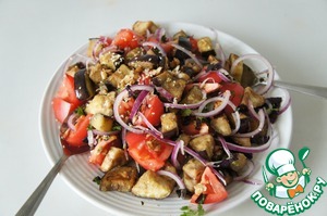 Грузинский салат с хрустящими баклажанами Грузинский салат с хрустящими баклажанами
