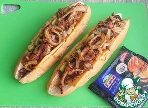 Хот-дог с луком фри