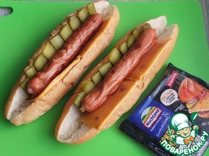 Хот-дог с луком фри