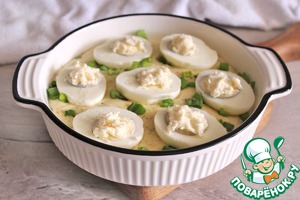 Яйца в сырном соусе Яйца в сырном соусе