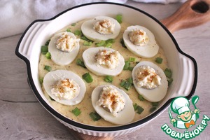 Яйца в сырном соусе Яйца в сырном соусе