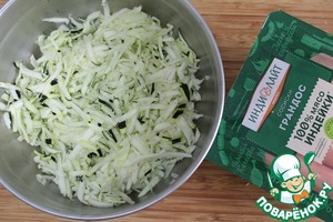 Кабачковые оладьи с сосисками