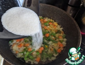 Кальмары, фаршированные рисовой полентой и овощами Кальмары, фаршированные рисовой полентой и овощами