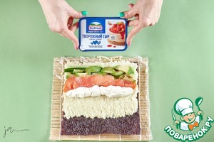 Кето-онигирацу с форелью Кето-онигирацу с форелью