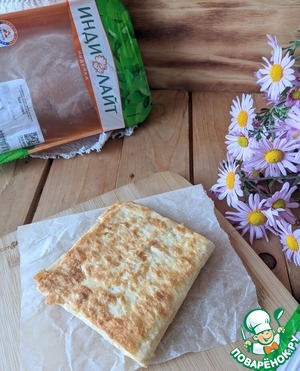 Конвертики из лаваша с индейкой и сыром Конвертики из лаваша с индейкой и сыром