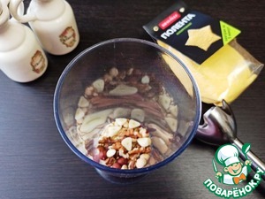 Кукурузные шарики с ореховым соусом Кукурузные шарики с ореховым соусом