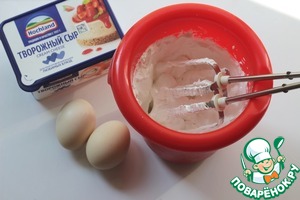 Мини-Павловы с ягодой Мини-Павловы с ягодой