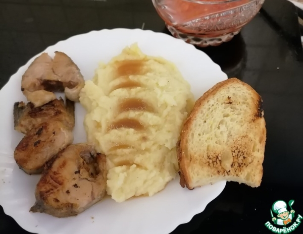 Минтай в азиатском стиле с овощным пюре Минтай в азиатском стиле с овощным пюре