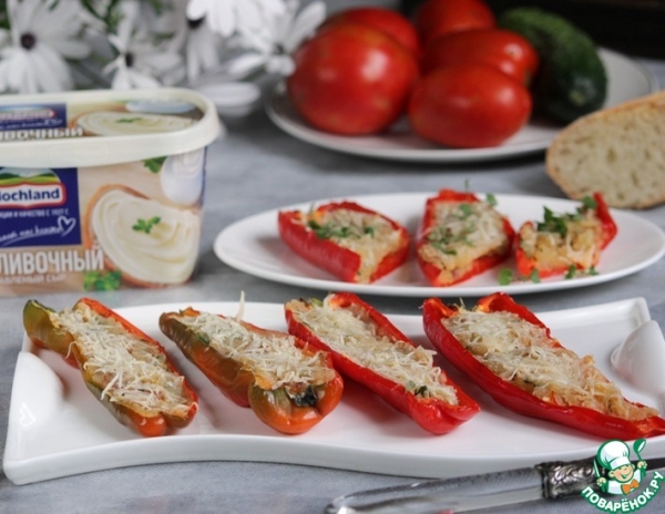 Острые перцы фаршированные сыром