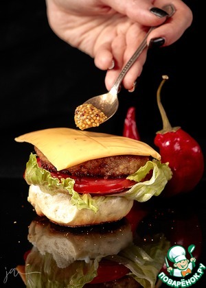 Острый бургер с куриной котлетой Острый бургер с куриной котлетой