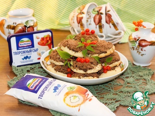 Печенье со штрейзелем и кремовой начинкой Печенье со штрейзелем и кремовой начинкой