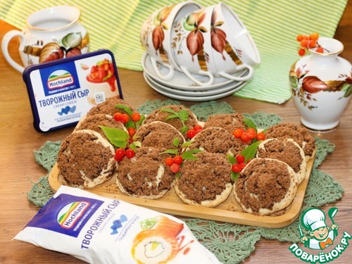 Печенье со штрейзелем и кремовой начинкой Печенье со штрейзелем и кремовой начинкой