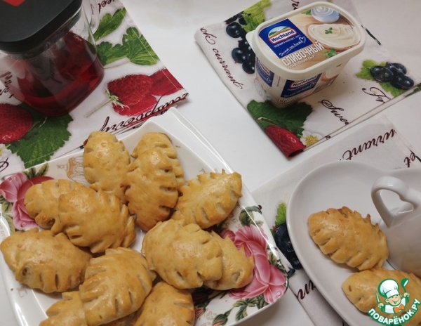 Пирожки-малютки с куриной начинкой Пирожки-малютки с куриной начинкой