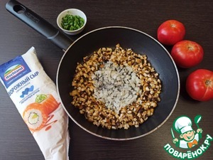 Помидоры, фаршированные творожным сыром с боровиками