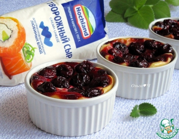 Порционный чизкейк "Вишня в облаках" Порционный чизкейк "Вишня в облаках"