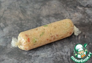 Рулет из индейки с ягодами годжи Рулет из индейки с ягодами годжи