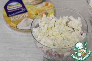 Салат с ветчиной и плавленым сыром Салат с ветчиной и плавленым сыром