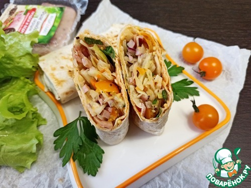Шаурма с ветчиной и капустным салатом Шаурма с ветчиной и капустным салатом
