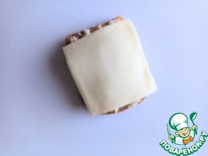 Швейцарский бутерброд с индейкой Швейцарский бутерброд с индейкой
