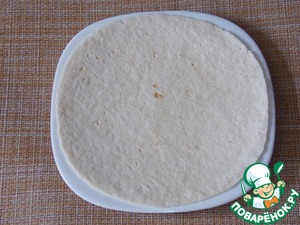 Сладкая тортилья с творожным сыром