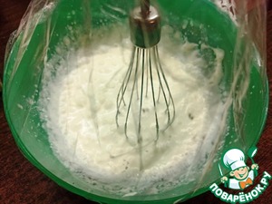 Сливочное мороженое с клубникой Сливочное мороженое с клубникой