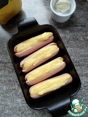 Сосиски с полентой под сыром