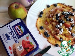 Сырная гренка с карамельными яблоками