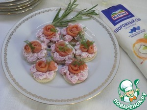 Сырная закуска с клюквой и рыбой Сырная закуска с клюквой и рыбой