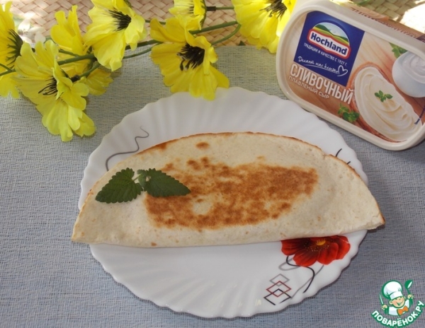 Сытная тортилья с сыром и колбасой Сытная тортилья с сыром и колбасой