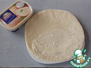 Сытная тортилья с сыром и колбасой Сытная тортилья с сыром и колбасой