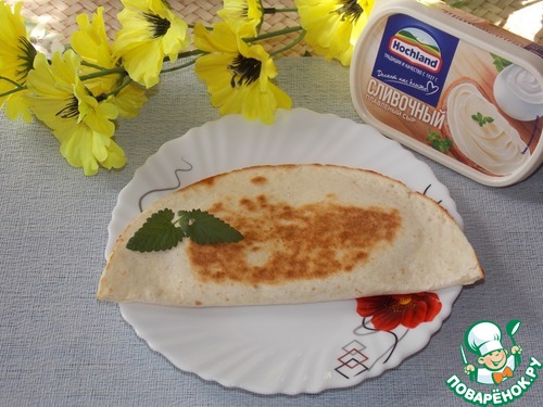 Сытная тортилья с сыром и колбасой Сытная тортилья с сыром и колбасой