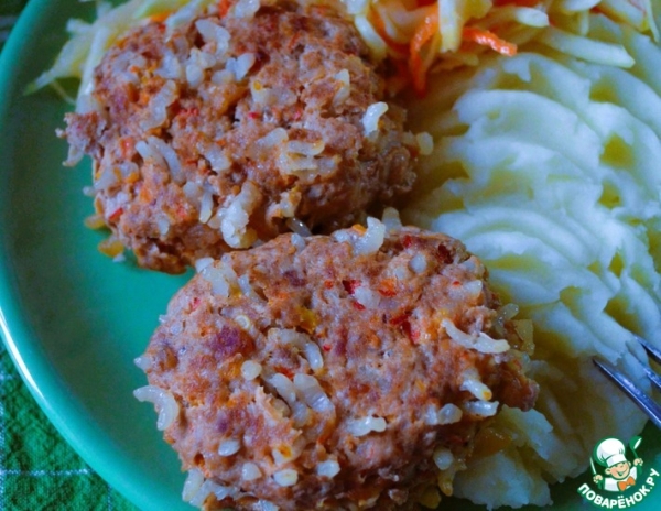 Тефтели из индейки с рисом Тефтели из индейки с рисом