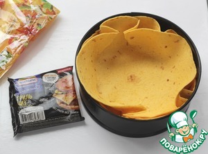 Теплый салат в тартилье