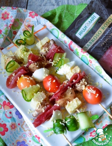 Закуска-перекус на шпажках Закуска-перекус на шпажках