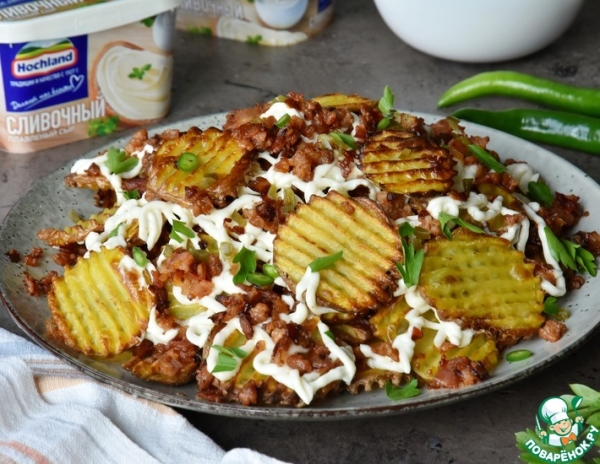 Запеченный картофель с сыром и чили