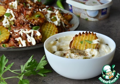 Запеченный картофель с сыром и чили